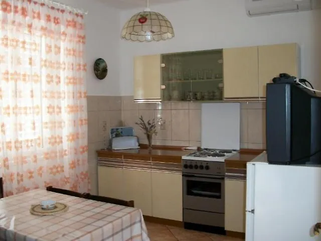 Apartment In Banjol With Sea View, Terrace, Air Conditioning, Wi-Fi 0*,